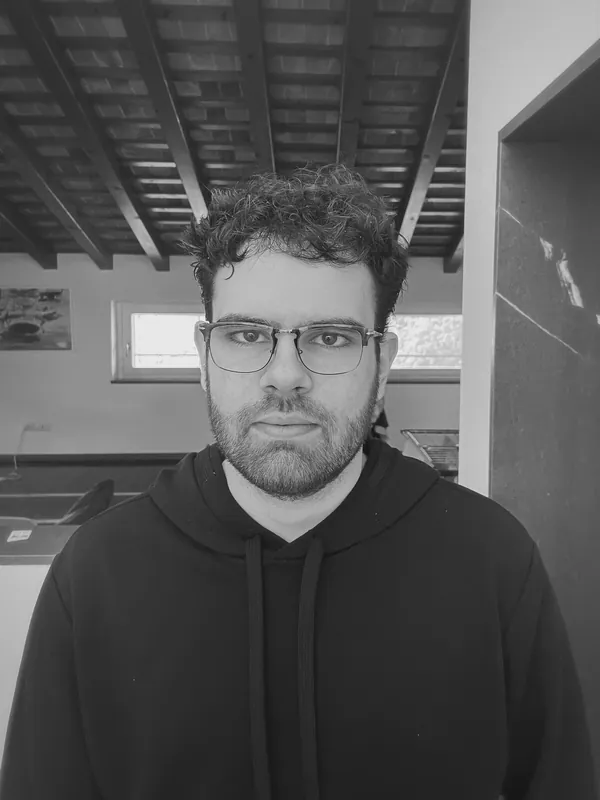 Foto di Nicolo, collaboratore Oxymoro